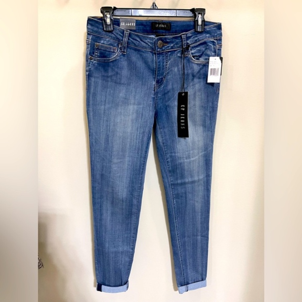 CELEBRITY PINK for Dillard’s NWT Junior Size 9 Skinny Cuffed